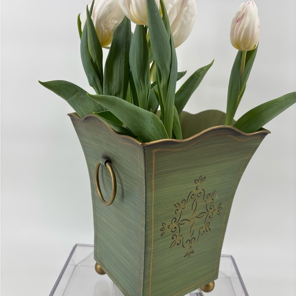 Southern Living At Home Large Gold/Green Scalloped Planter 10.5H x6.5W. - Picture 3 of 5